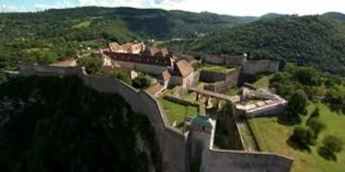 Gite 3 Etoiles "Entre Sources Et Riviere" Besancon Vaire-le-Grand Zewnętrze zdjęcie