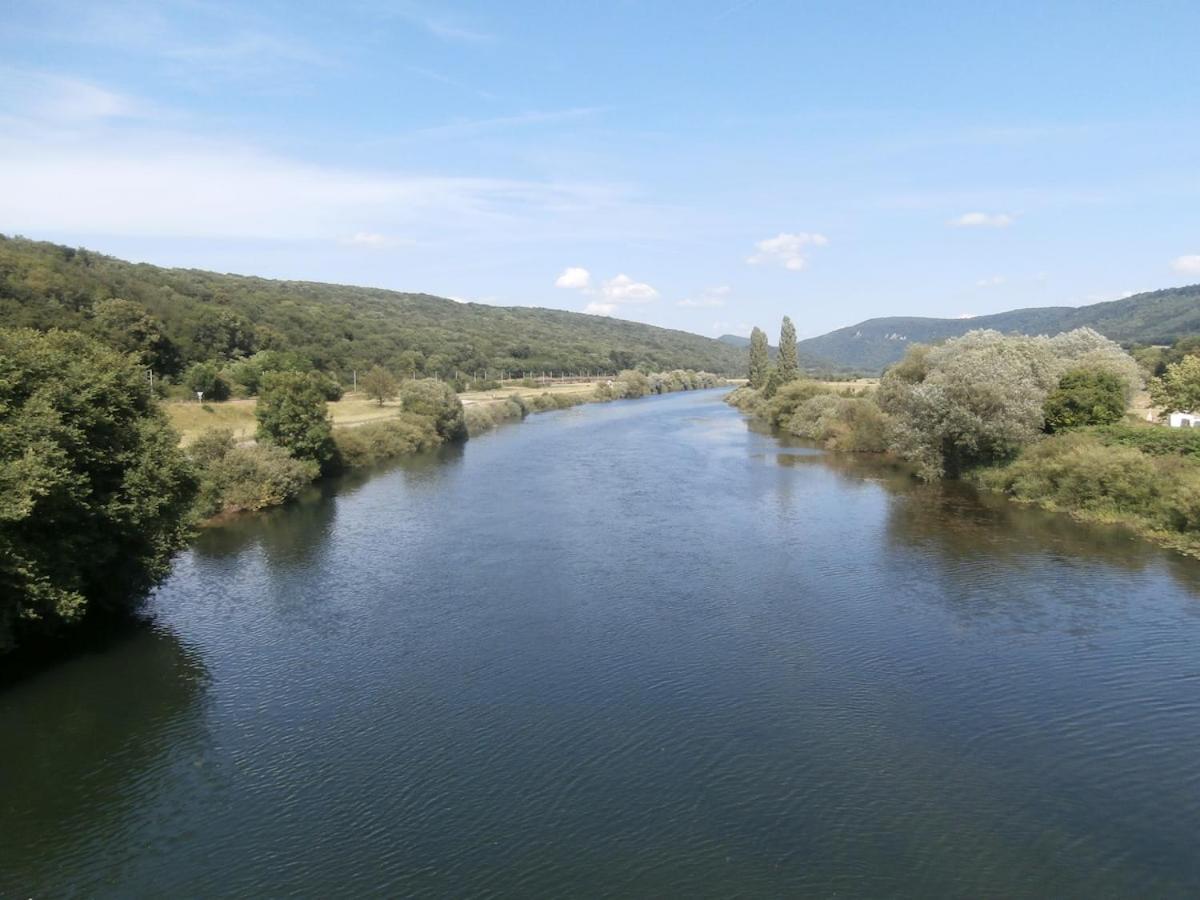 Gite 3 Etoiles "Entre Sources Et Riviere" Besancon Vaire-le-Grand Zewnętrze zdjęcie
